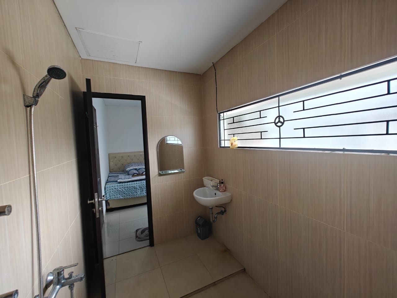Rumah Disewakan Fully Furnished di Cluster Cosmo Lippo Cikarang